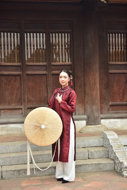 Gin (Vietnamese) festival attire and cultural dress