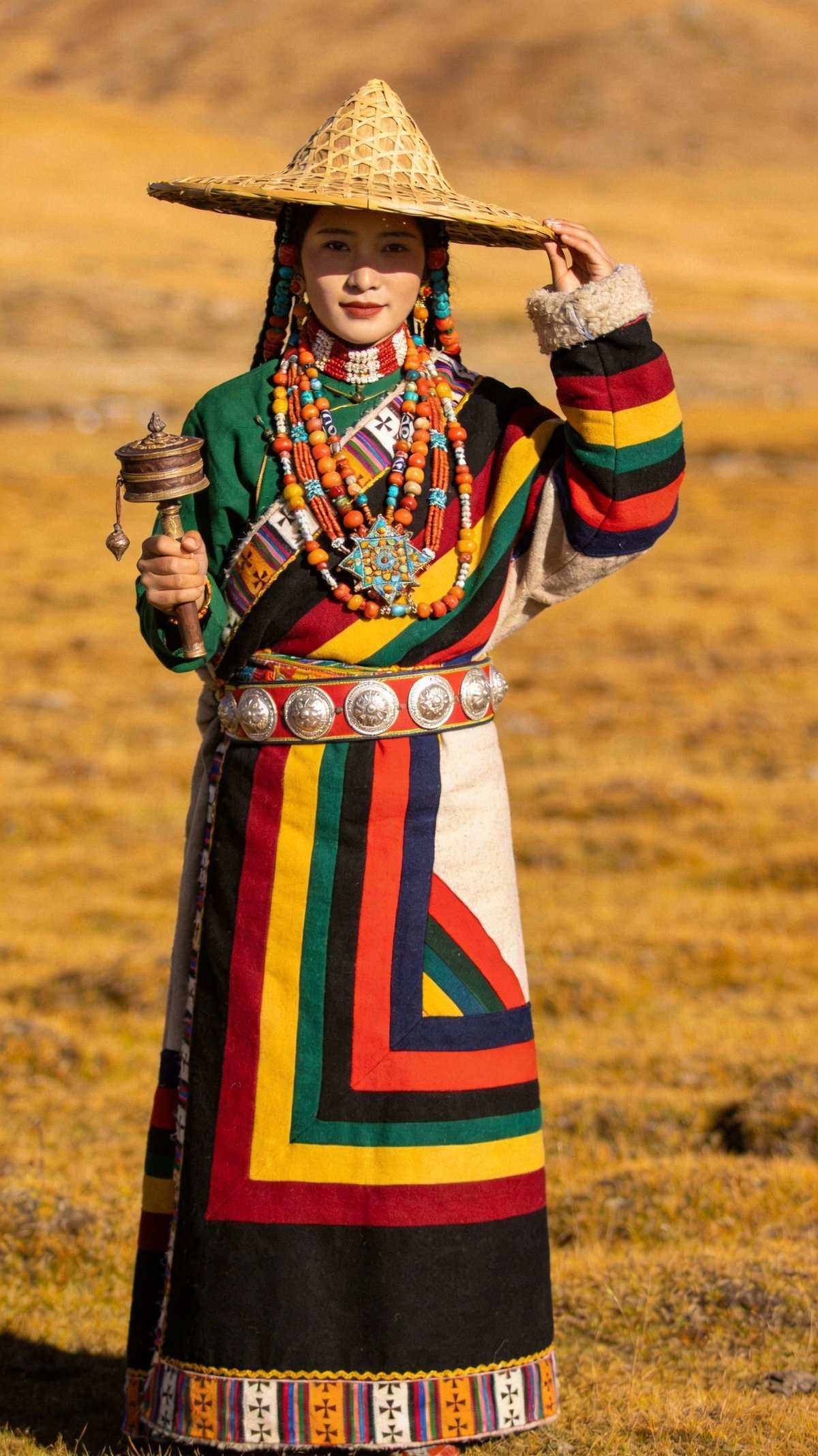 Lhoba festival attire and cultural dress