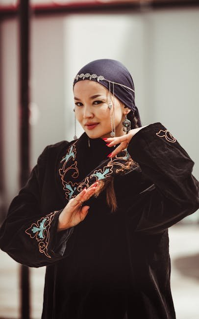 Tatar traditional clothing and textile details