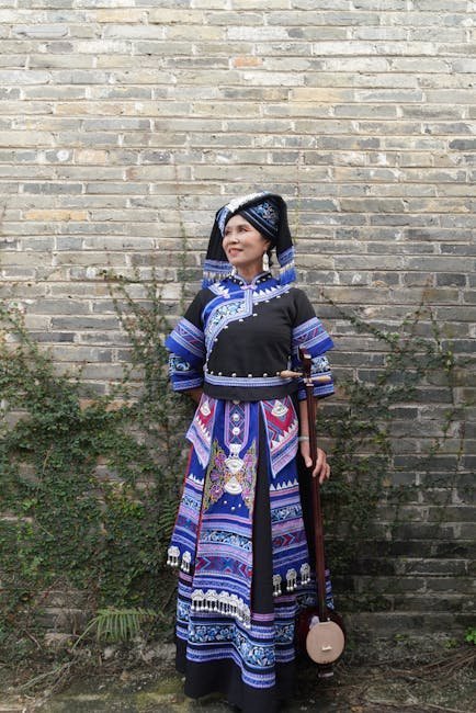 Zhuang traditional clothing and textile details